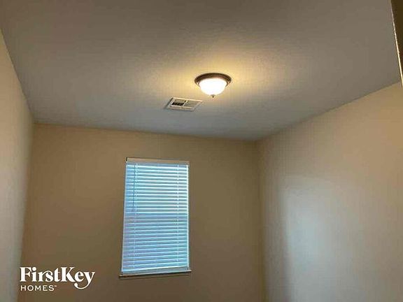 4th image of 4352 Shady River Ave