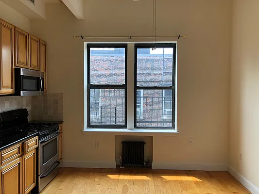 Rented by Living New York | media 9