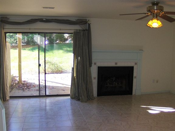 Family Room with walk out deck