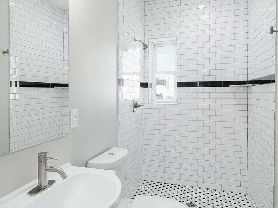 1st image of 2313 Wharton St Floor 3