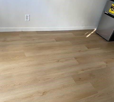 4th image of 2038 S Corning St