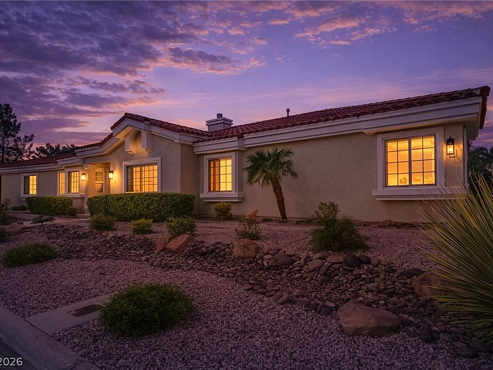 1st image of 8016 Golfers Oasis Dr