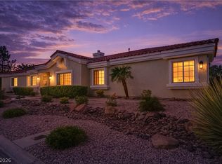 8016 Golfers Oasis Dr, Las Vegas, NV 89149