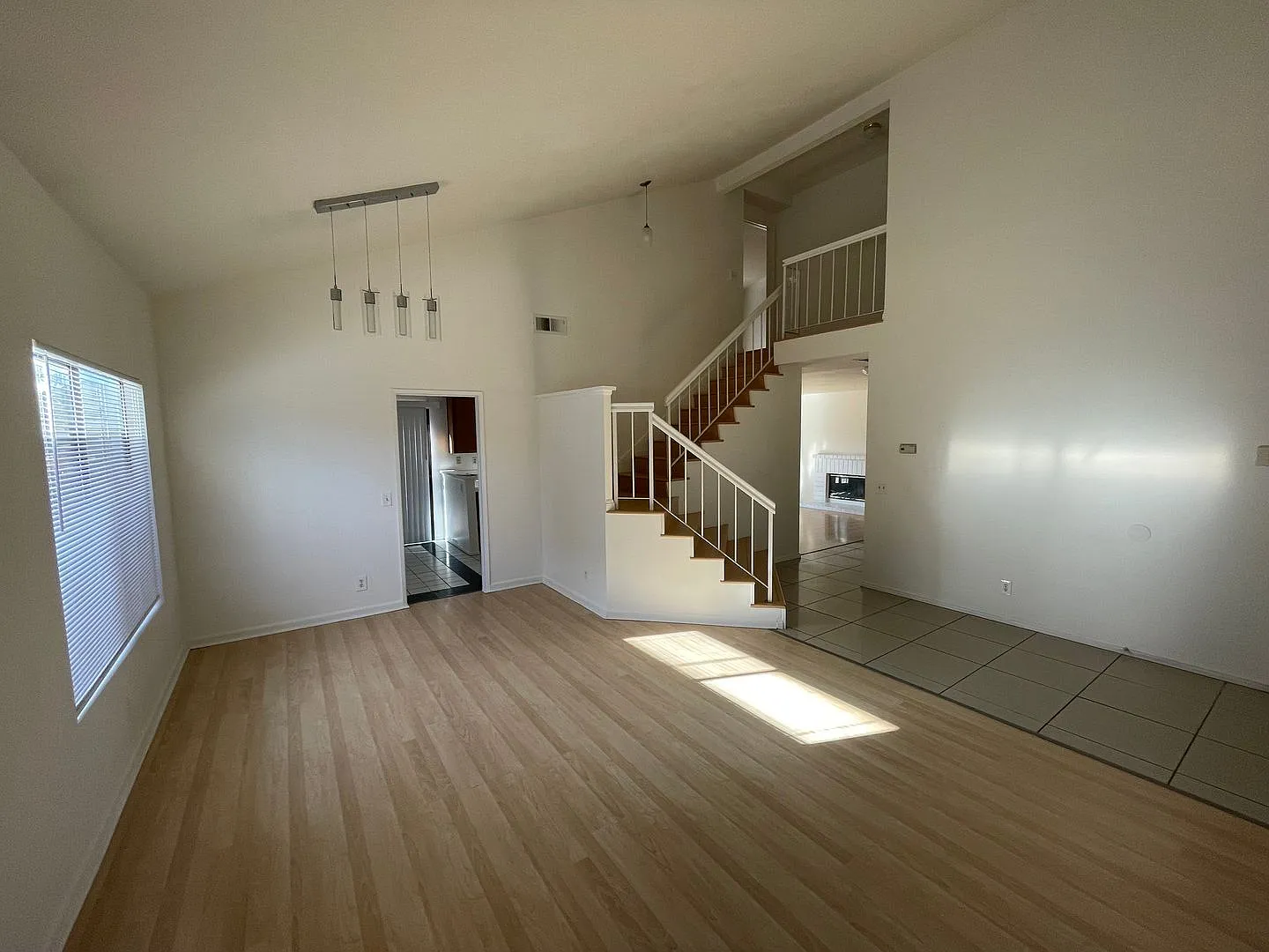 Large 4 Bedroom 3 Bathroom Home In Moreno Valley With Large Yard! — Photo 4