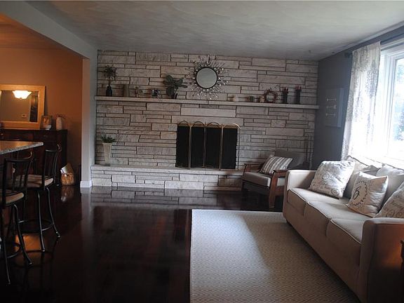5th image of 4945 Peppermill Ln