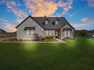 514 Majors Rd, Van Alstyne, TX 75495