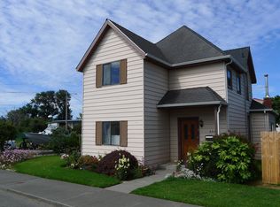 502 8th St, Fortuna, CA 95540