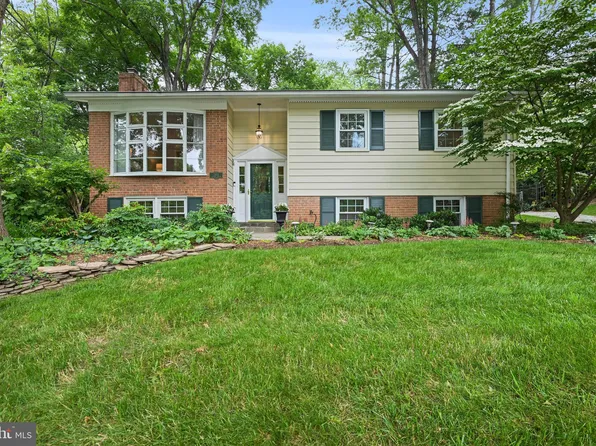 503 Colony Ct NW, Vienna, VA 22180