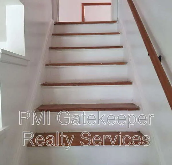 9128 Orangewood Dr — Photo 10