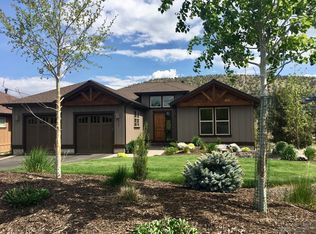 450 Vista Rim Dr, Redmond, OR 97756