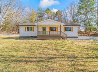 420 Pattie Gap Rd, Philadelphia, TN 37846