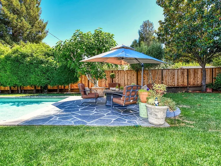 3489 Westminster Way — Photo 41