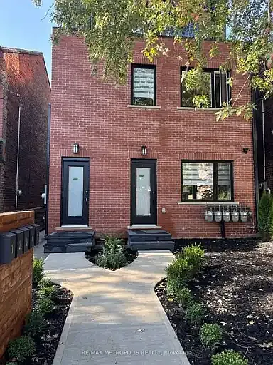 2 bed, 2.0 bath, 898 sqft, $3,250 — Photo 2