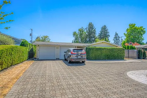 13688 NW Mill Creek Dr Photo 1