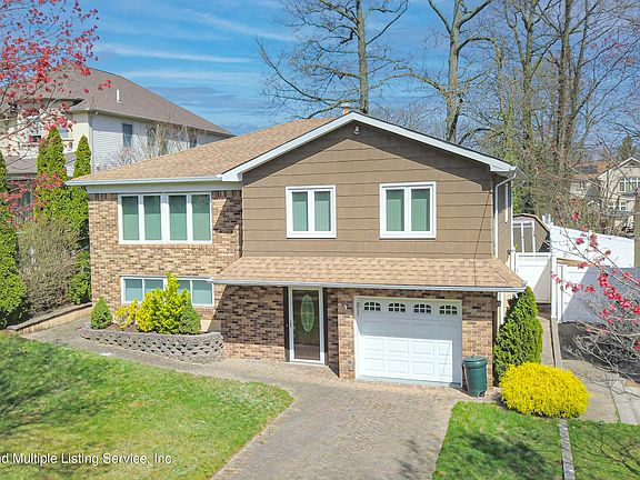 4th image of 59 Finlay Ave