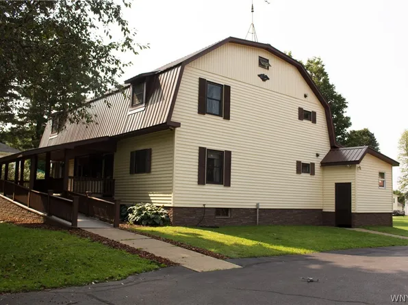213 Maple St, South Dayton, NY 14138