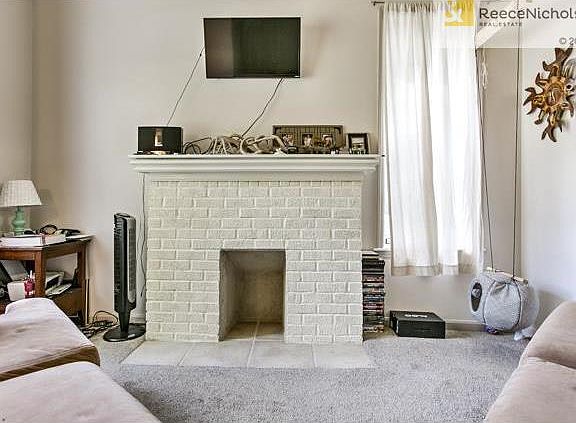 4th image of 4016 Oak St