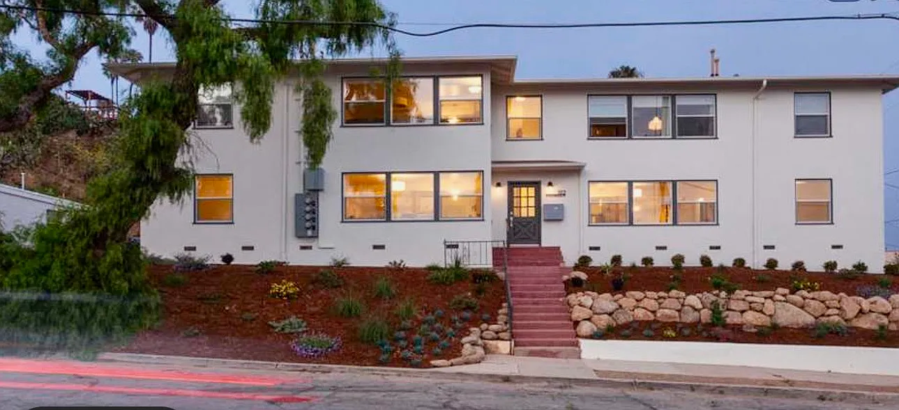2 bed, 1000 sqft, $3,100 — Photo 4