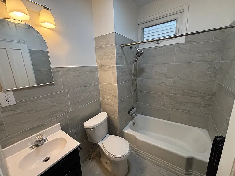 55 5th Ave #2 — Photo 3