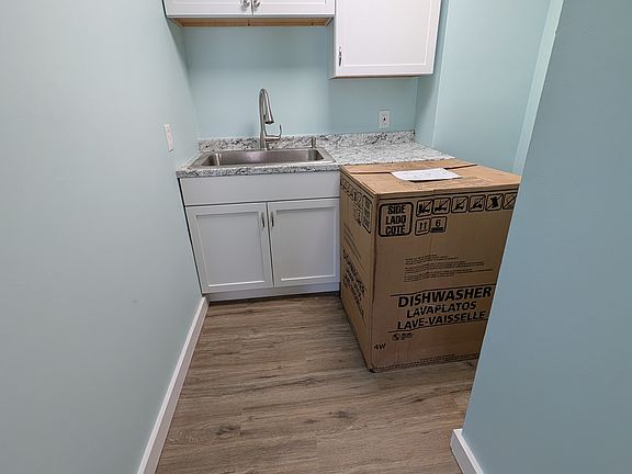 5th image of 467 Water St #2R