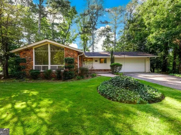 1863 Colt Dr, Atlanta, GA 30341