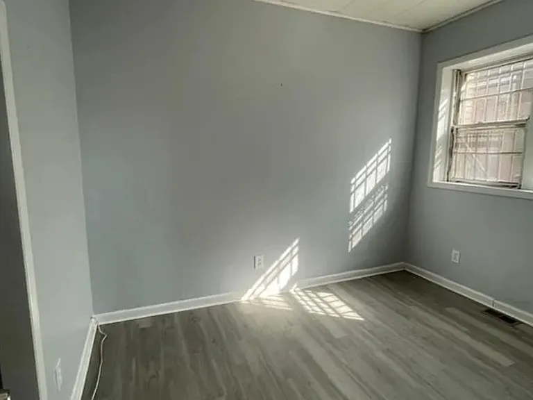 401 Marshall St #1A — Photo 4