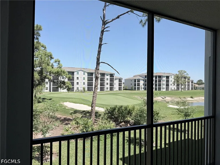18421 Copperhead Ct N #222 — Photo 27