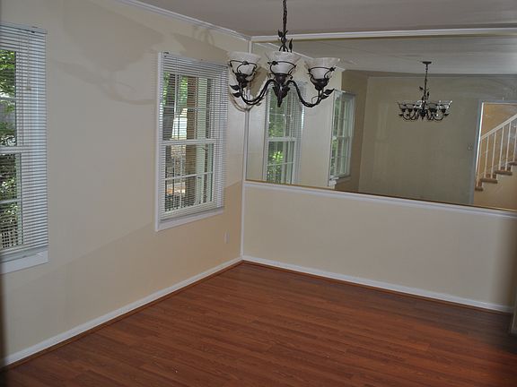 New wood laminate floor
