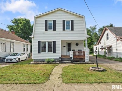 909 E College Ave, Jacksonville, IL, 62650