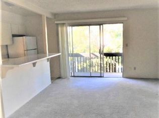 2515 De La Vina St APT 12, Santa Barbara, CA 93105