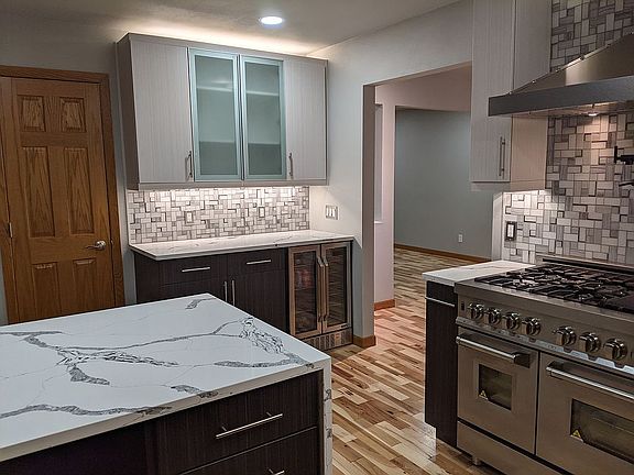 4th image of 3321 Whispering Pine Ln