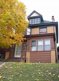 2nd image of 2837 Broadway Ave