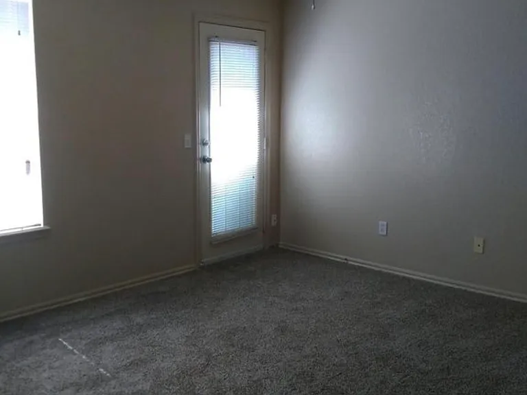 632 NW 121st Ter #1 — Photo 8