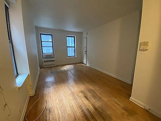 1st image of 151 E 43rd St APT 3b
