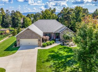25 Hemlock Ct, Crossville, TN 38558