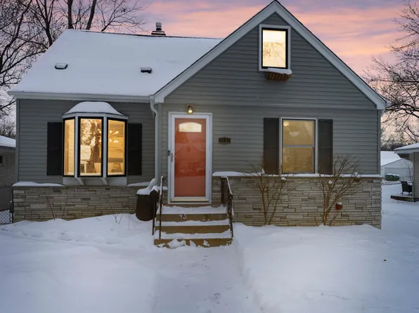 3132 Nevada Ave S, Saint Louis Park, MN 55426