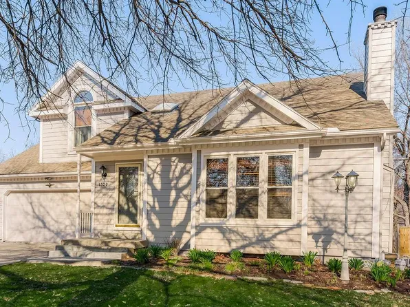 1320 E 154th St, Olathe, KS 66062