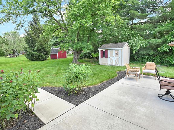 3rd image of 9408 Southchester Dr