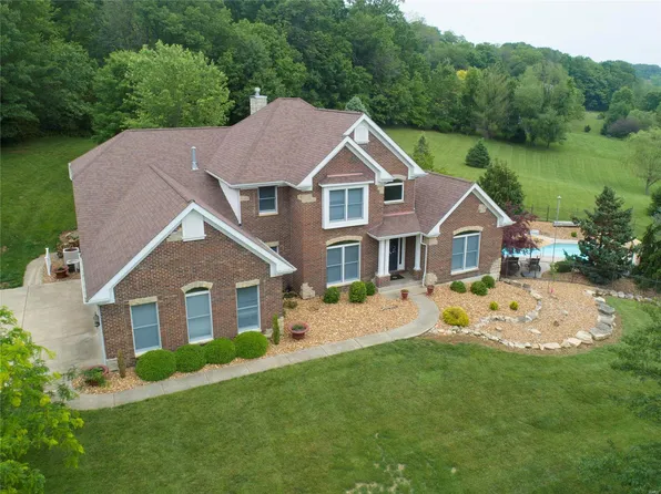 160 Berg Crossing Dr, Augusta, MO 63332