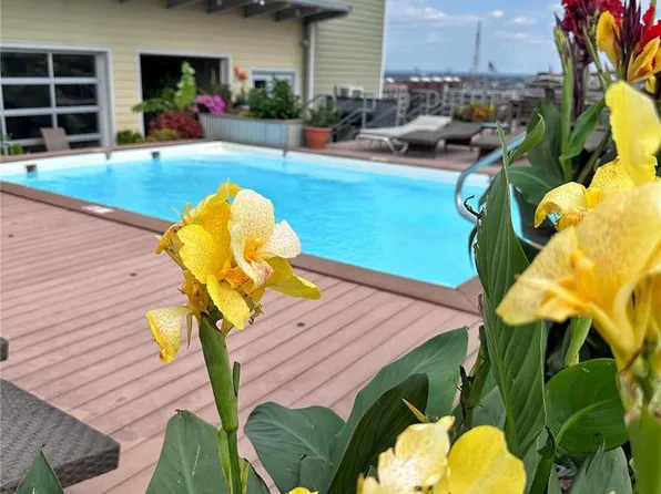 2323 Locust Ave #410, Saint Louis, MO 63103