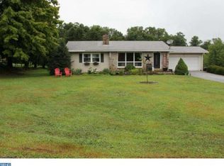 952 Catfish Ln, Pottstown, PA 19465