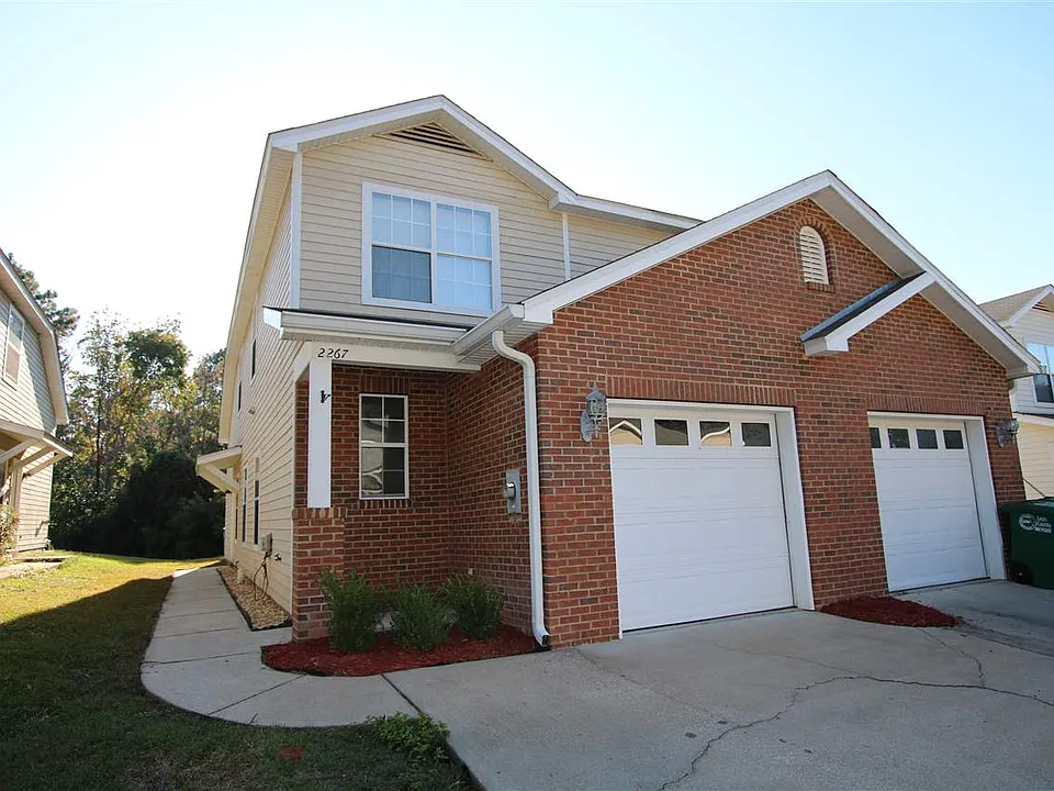 2267 Pine Landing Ct