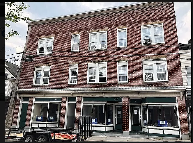 215 Virginia Ave #4