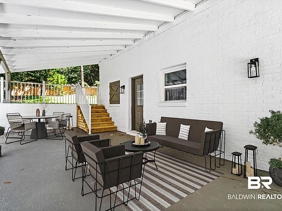 3rd image of 407 Barclay Ave