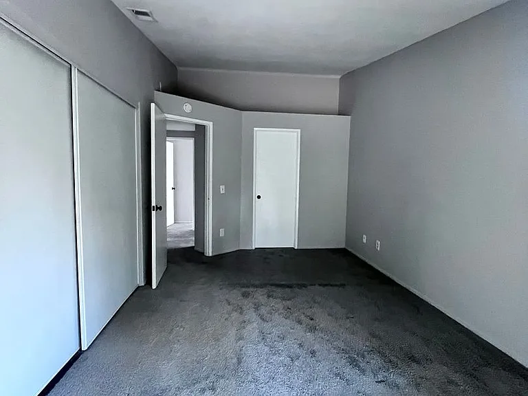 1855 Topeka Way — Photo 10