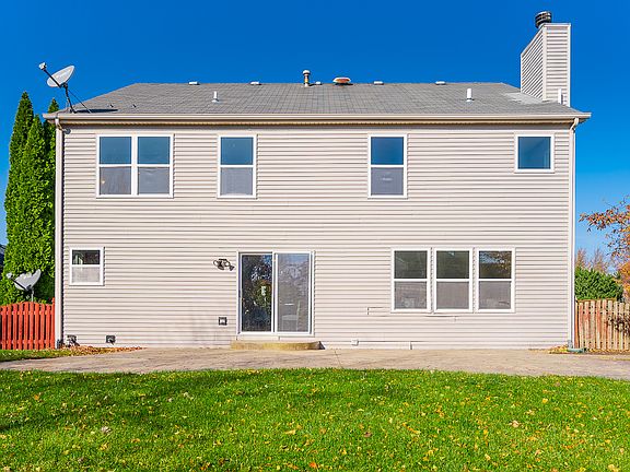 3rd image of 1717 Tall Oaks Dr