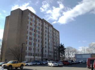 173 Grove St #703, Waterbury, CT 06710