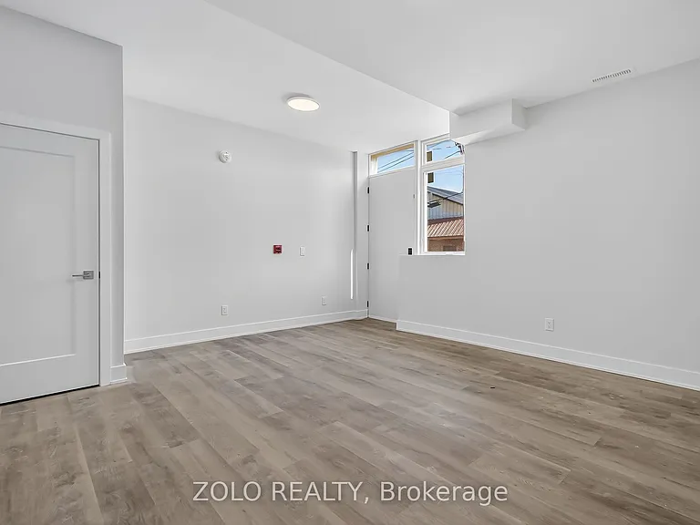 206 Wellington St #1 — Photo 4
