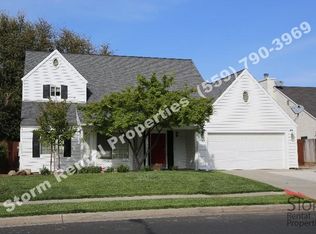 822 N Chapel Hill Ave, Clovis, CA 93611