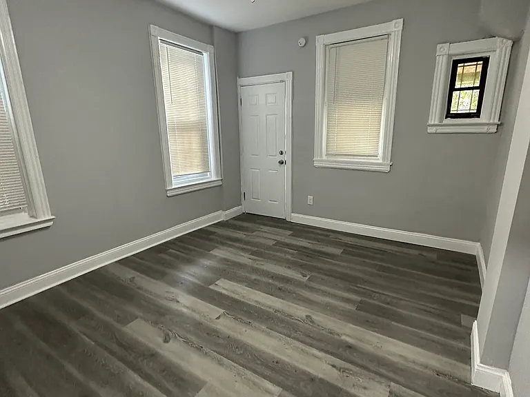 451 W Penn St #1 — Photo 2